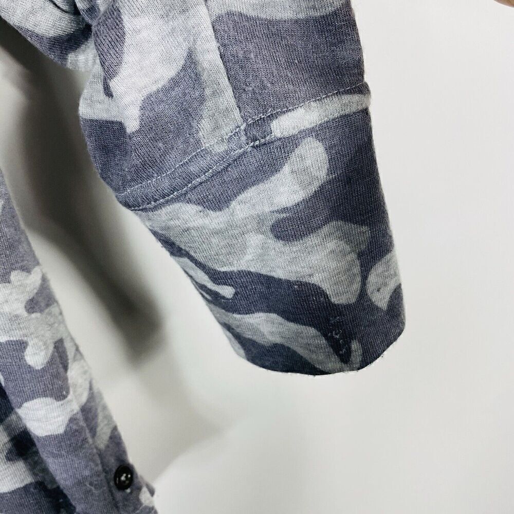 Jane & Delancey Size Large Camo Cowl Neck Sweatshirt Gray Long Sleeve - Picture 4 of 7